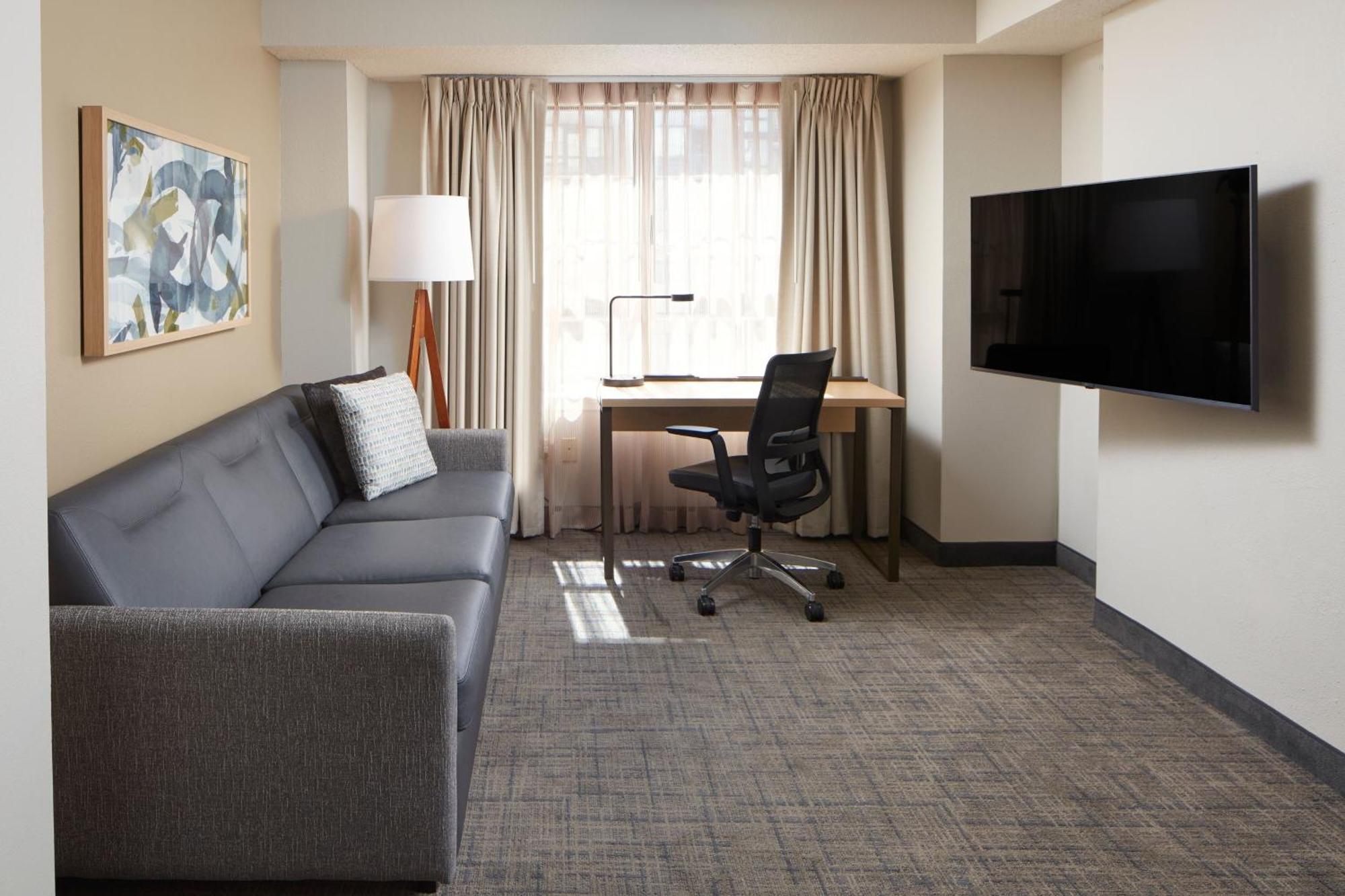 Rosslyn Hotel