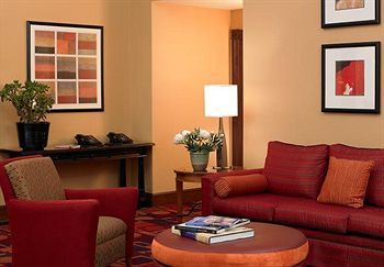 Rosslyn Hotel 3*